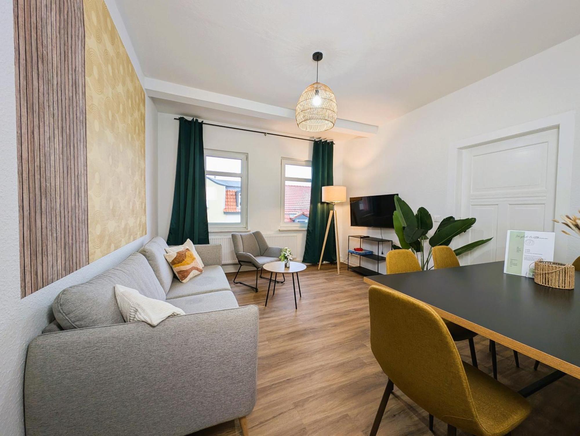 Bohnapartments - Topfmarkt Xxl Suiten - Neu In Top Zentrumslage, Vollausstattung, Wlan, Parkplaetze Ilmenau Kültér fotó