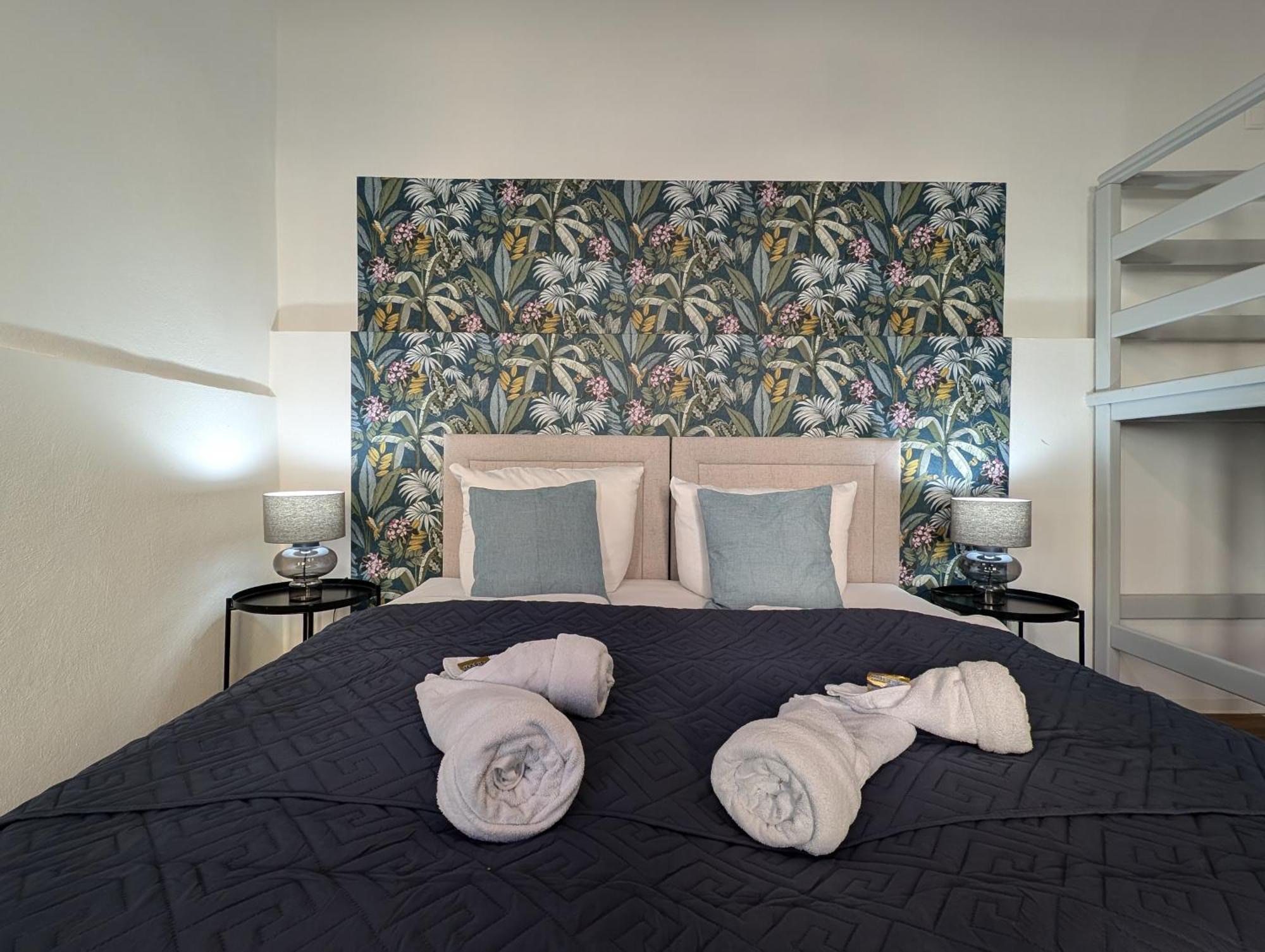 Bohnapartments - Topfmarkt Xxl Suiten - Neu In Top Zentrumslage, Vollausstattung, Wlan, Parkplaetze Ilmenau Kültér fotó