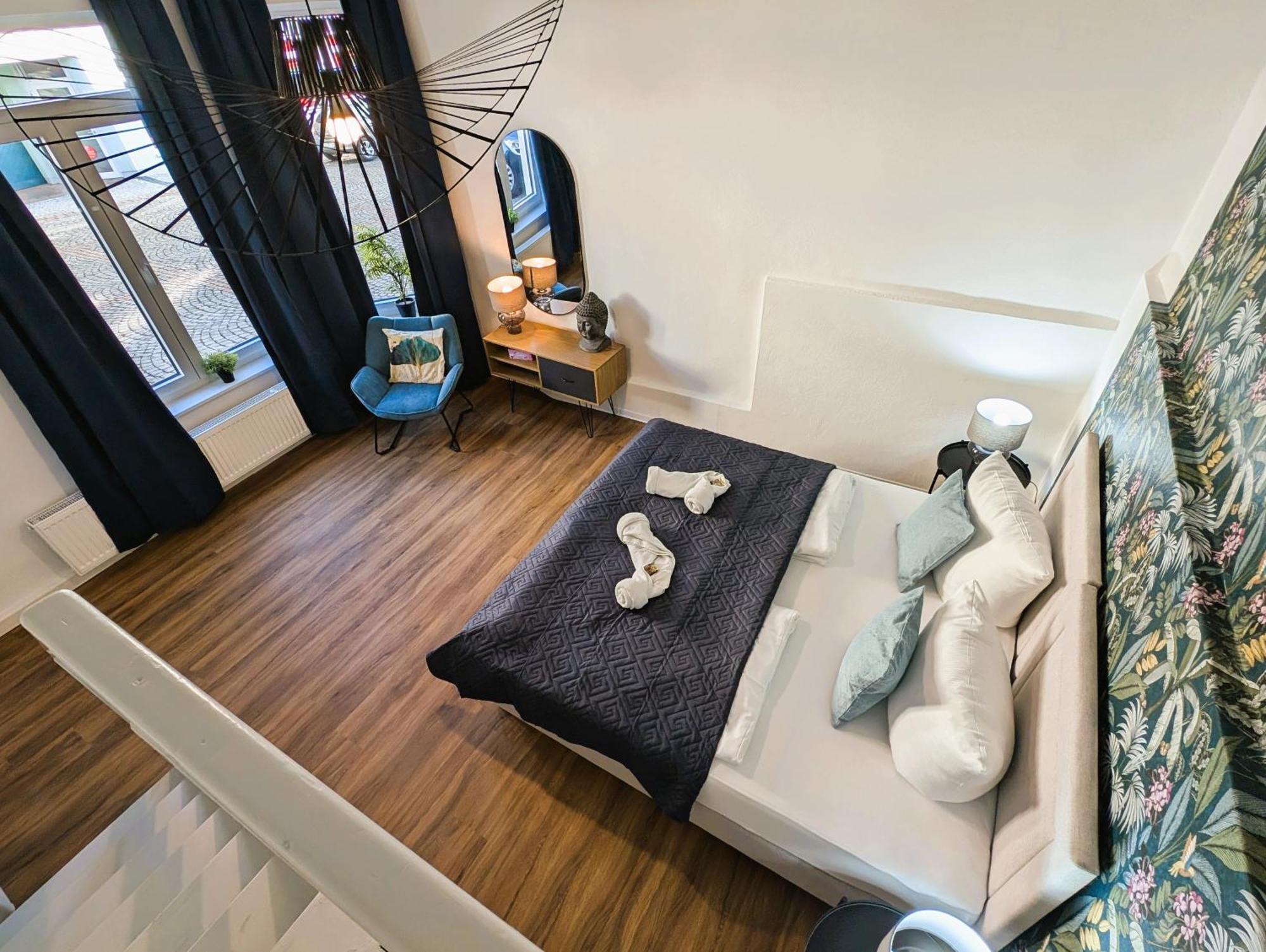Bohnapartments - Topfmarkt Xxl Suiten - Neu In Top Zentrumslage, Vollausstattung, Wlan, Parkplaetze Ilmenau Kültér fotó