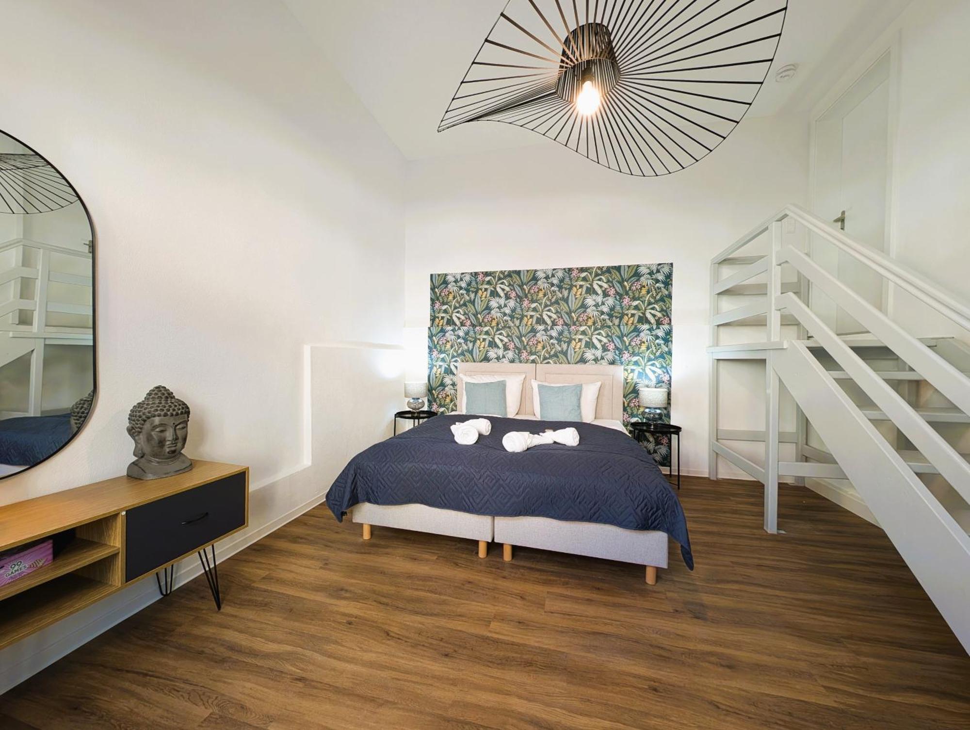 Bohnapartments - Topfmarkt Xxl Suiten - Neu In Top Zentrumslage, Vollausstattung, Wlan, Parkplaetze Ilmenau Kültér fotó